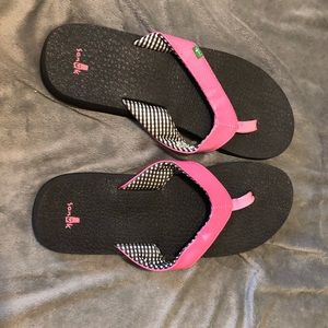 Women’s Sanuk Shoes - Size: 11 - New